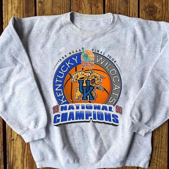Tops - 90S 1996 Kentucky Wildcats Final Four Basketball Unisex Sweatshirt